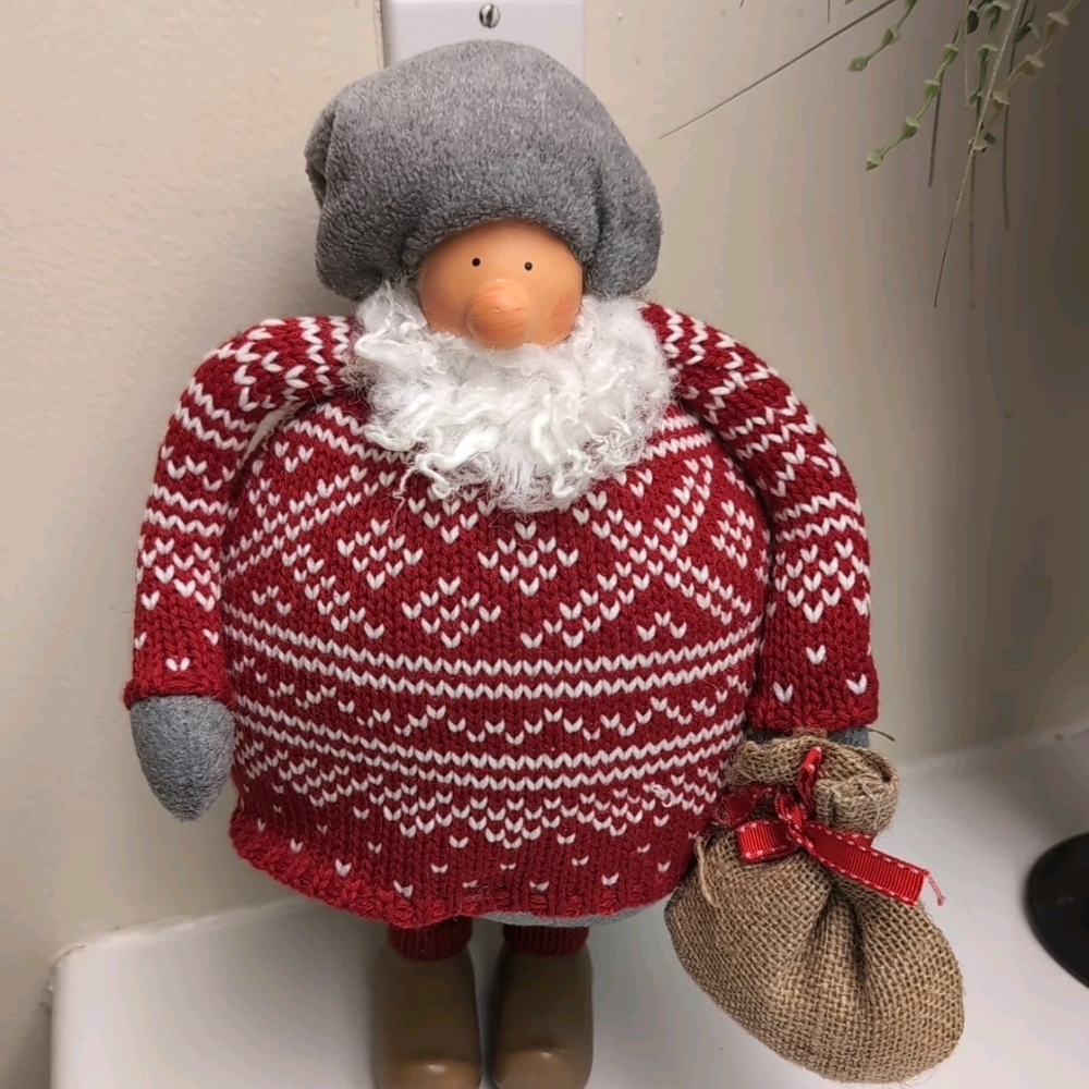 Gnomes Santa 14 Inches Made By Sia Red Sweater White Bread Christmas Decor